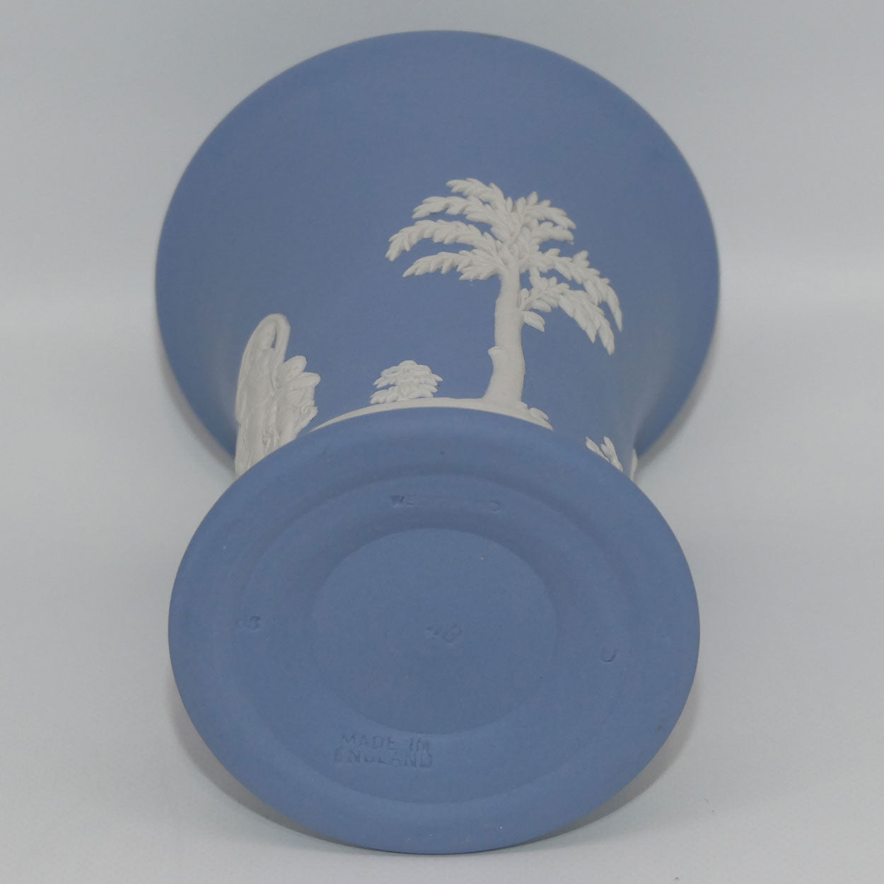 wedgwood-jasper-white-on-pale-blue-flaired-and-footed-vase-boxed