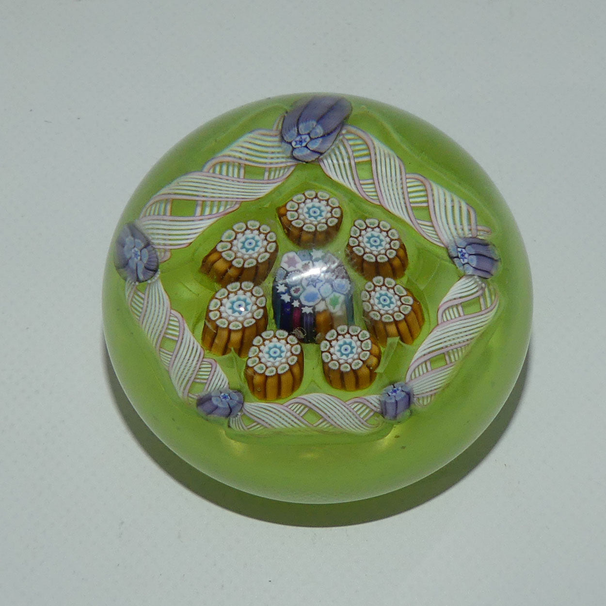 john-deacons-scotland-complex-latticino-garland-miniature-paperweight-lime