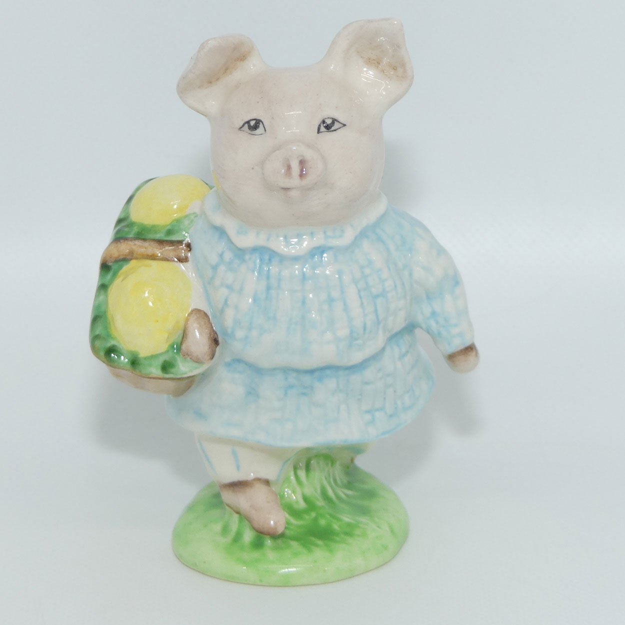 beswick-beatrix-potter-little-pig-robinson-checked-dress-bp3b-2