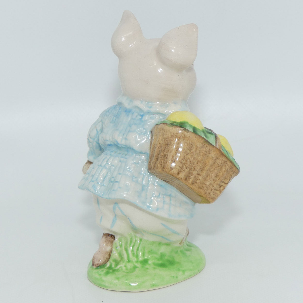 beswick-beatrix-potter-little-pig-robinson-checked-dress-bp3b-2