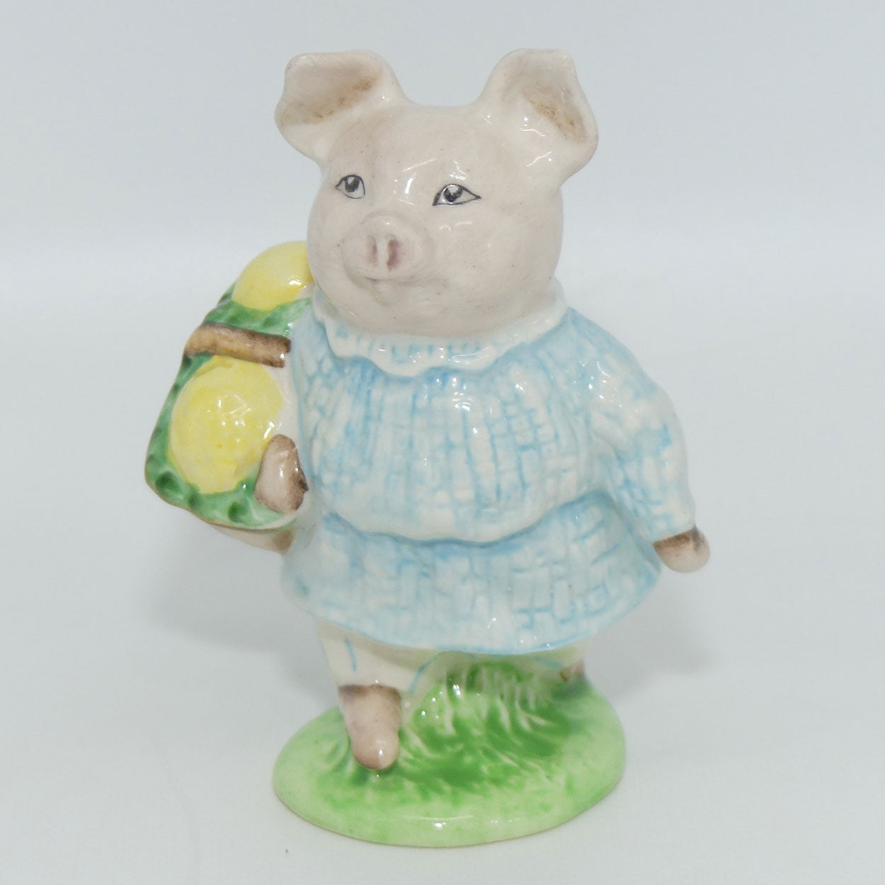 beswick-beatrix-potter-little-pig-robinson-checked-dress-bp3b-2