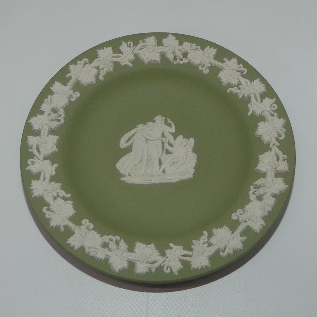 wedgwood-jasper-white-on-sage-green-maidens-and-angel-miniature-plate