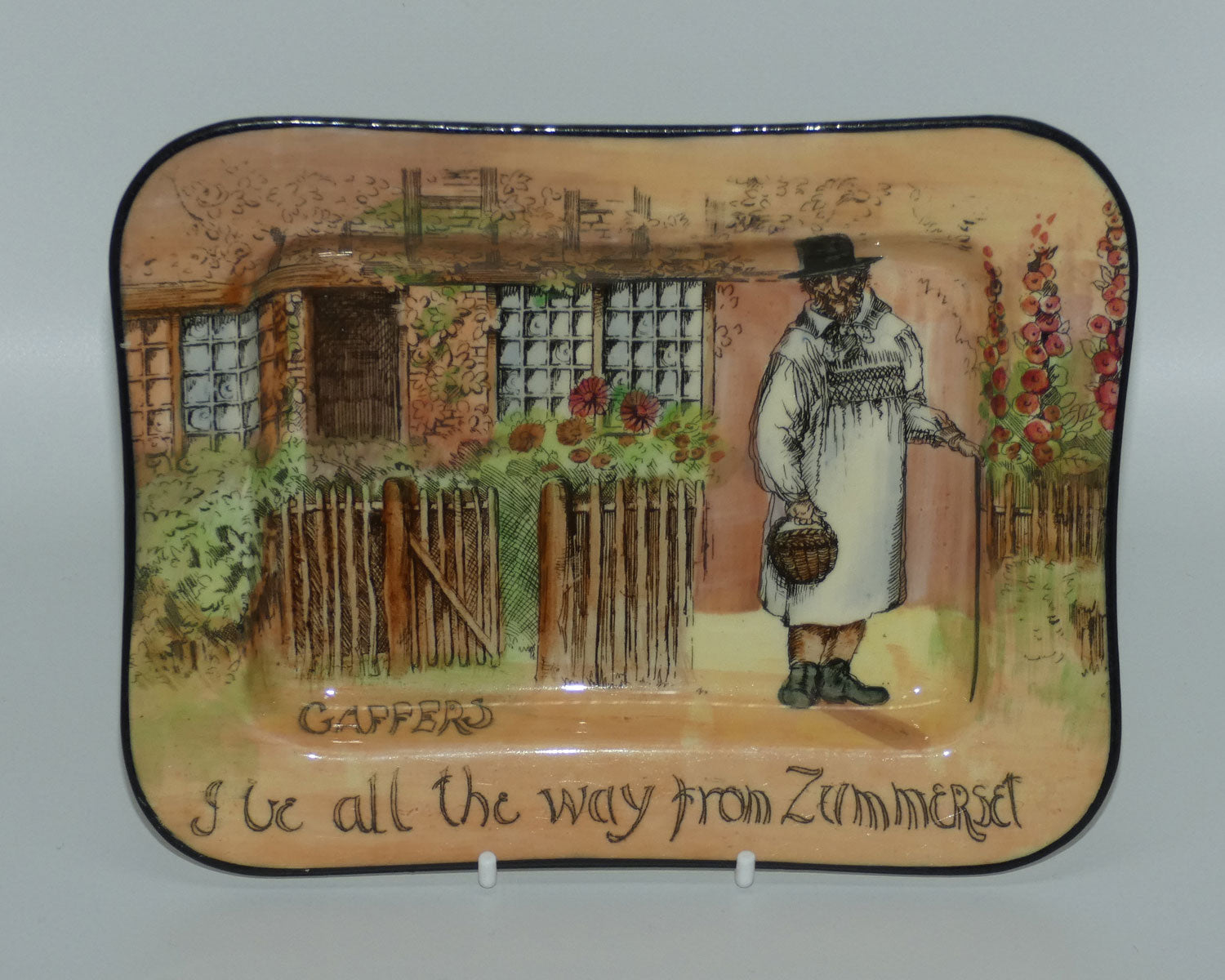 royal-doulton-gaffers-melbourne-shape-tray-d4210