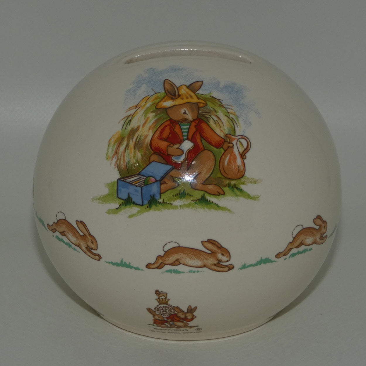 royal-doulton-bunnykins-money-ball-haymaking