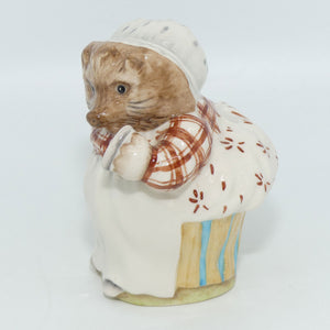 royal-albert-beatrix-potter-mrs-tiggywinkle-bp6b