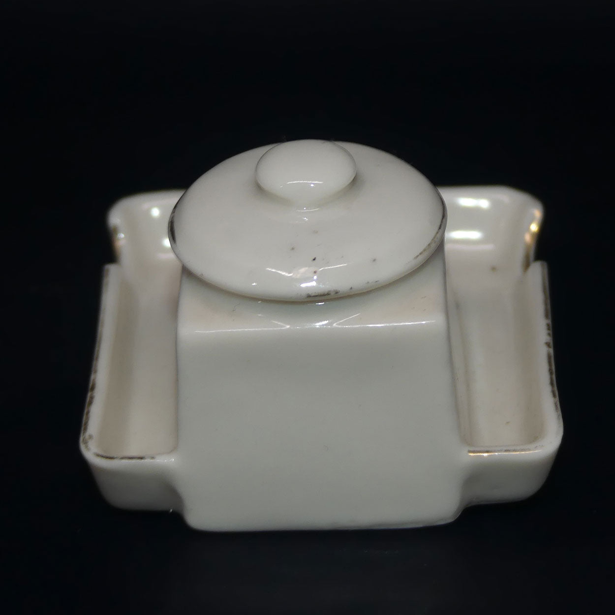 gemma-austria-new-south-wales-coat-of-arms-crested-miniature