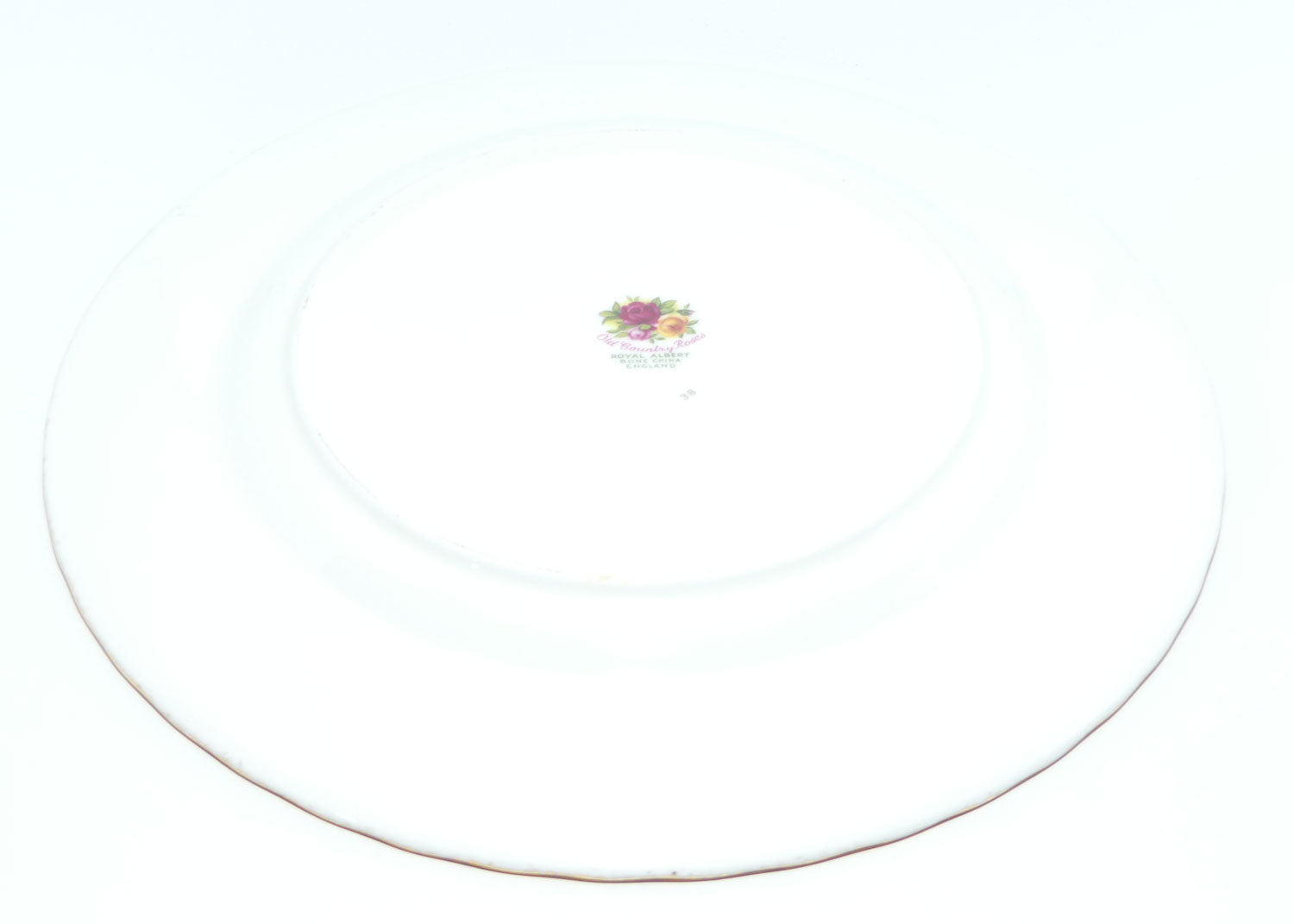 Royal Albert Bone China England Old Country Roses entree or salad plate | 20.5cm diam | early backstamp