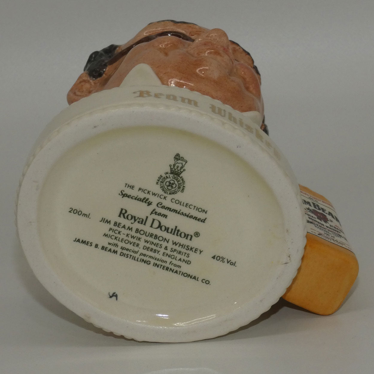 d-royal-doulton-small-character-jug-mr-pickwick-and-sam-weller