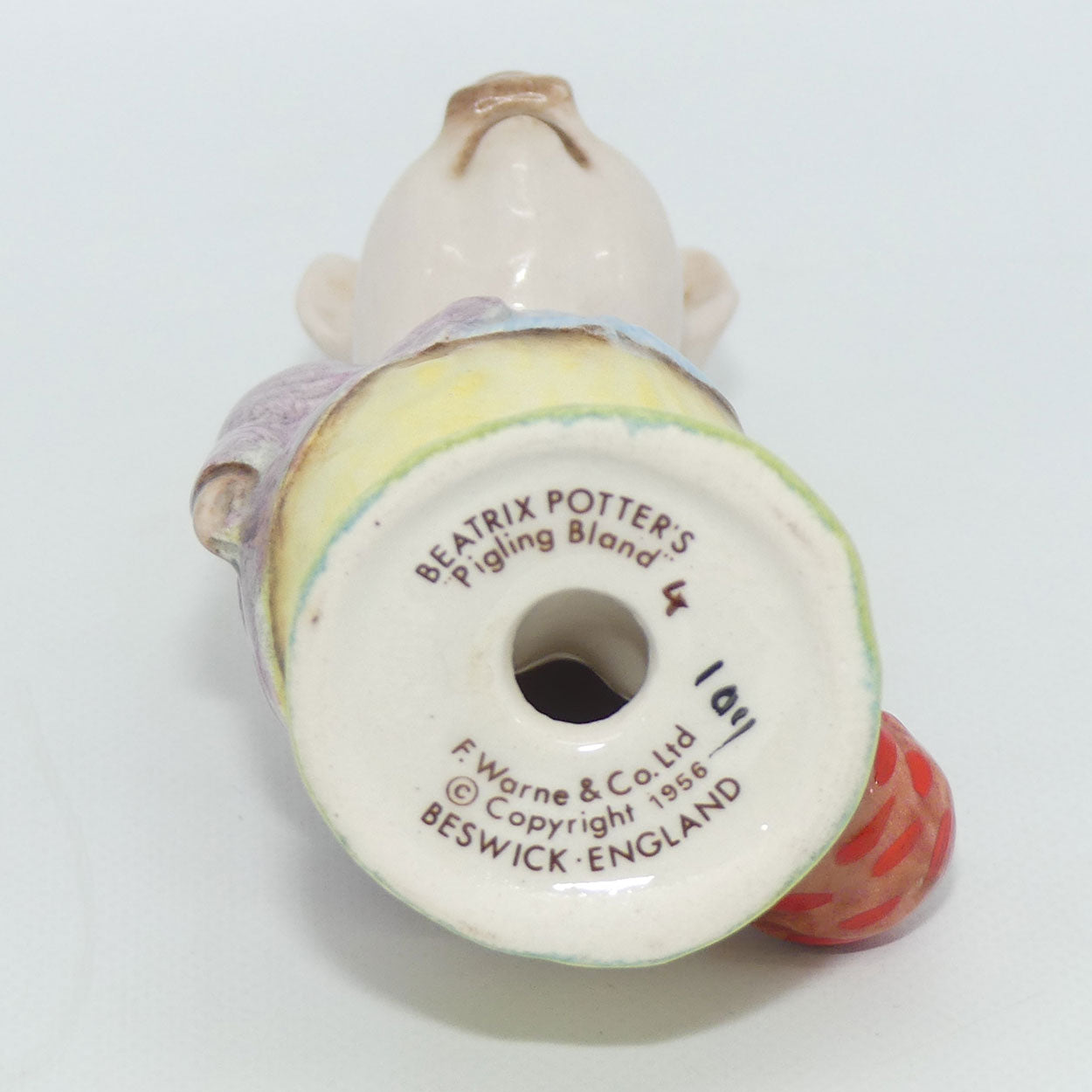 beswick-beatrix-potter-pigling-bland-lilac-bp3b