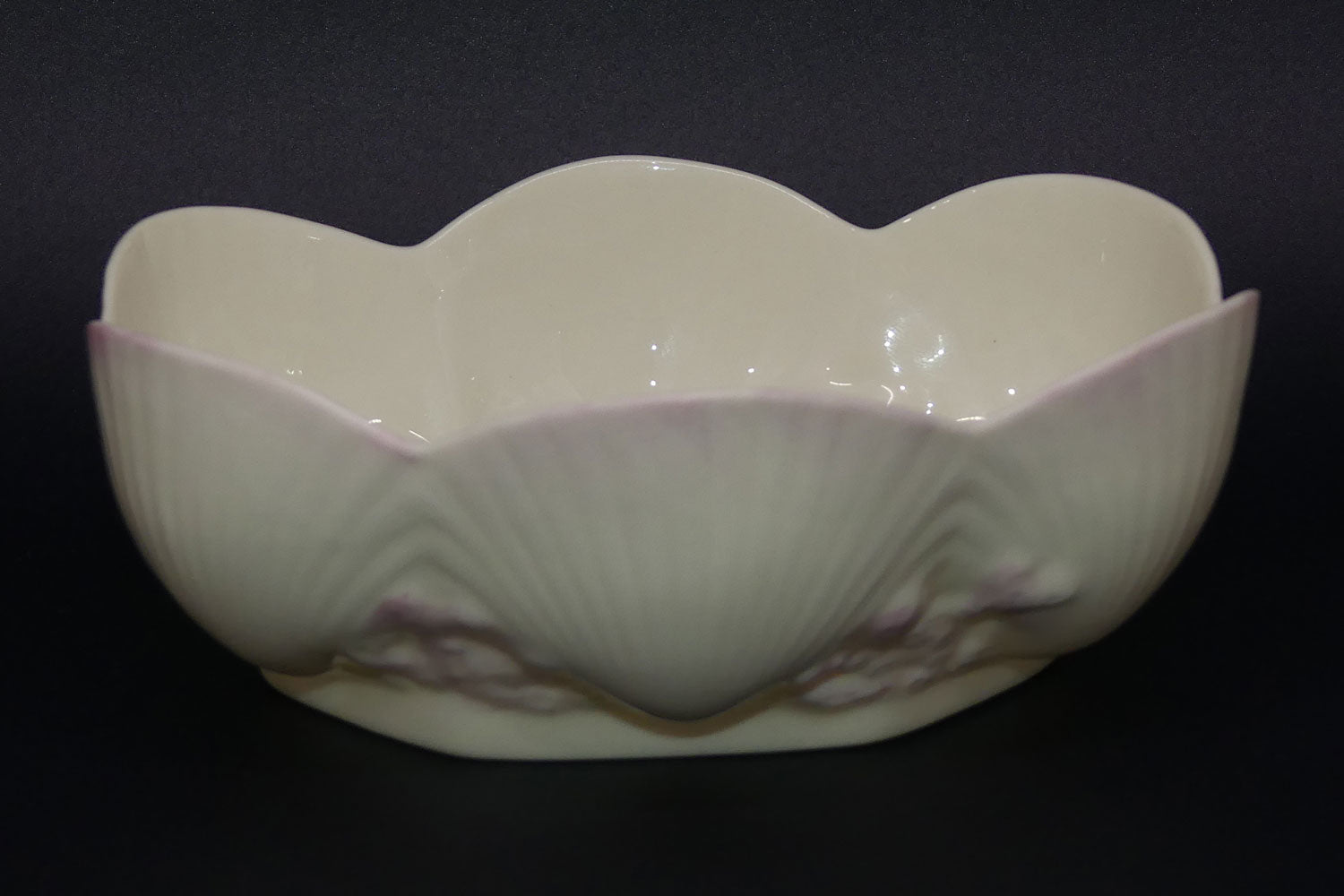 belleek-pink-coral-and-shell-mastter-open-salt-1-gold-mark