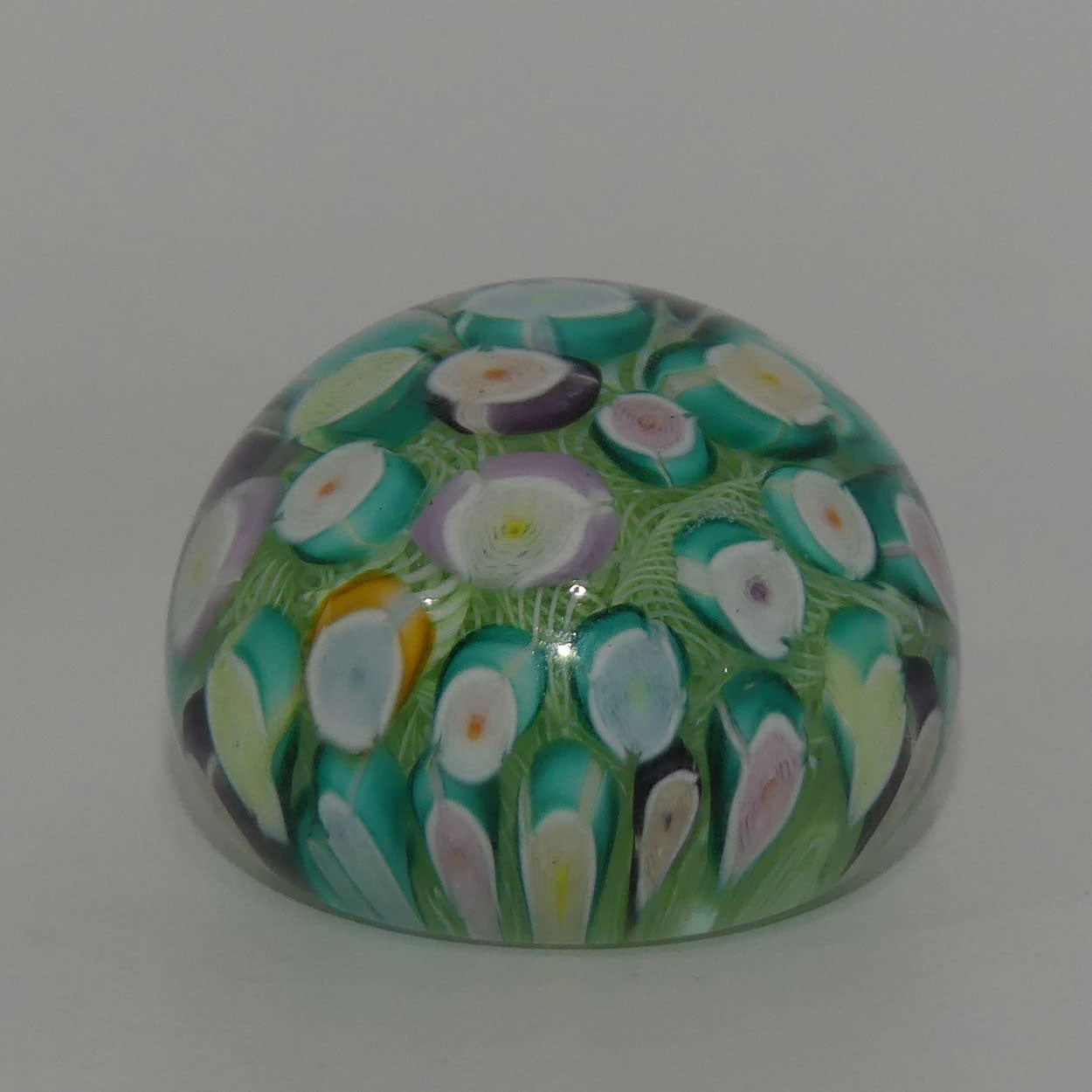 john-deacons-scotland-millefiori-roses-bunch-of-flowers-ultra-mini-paperweight