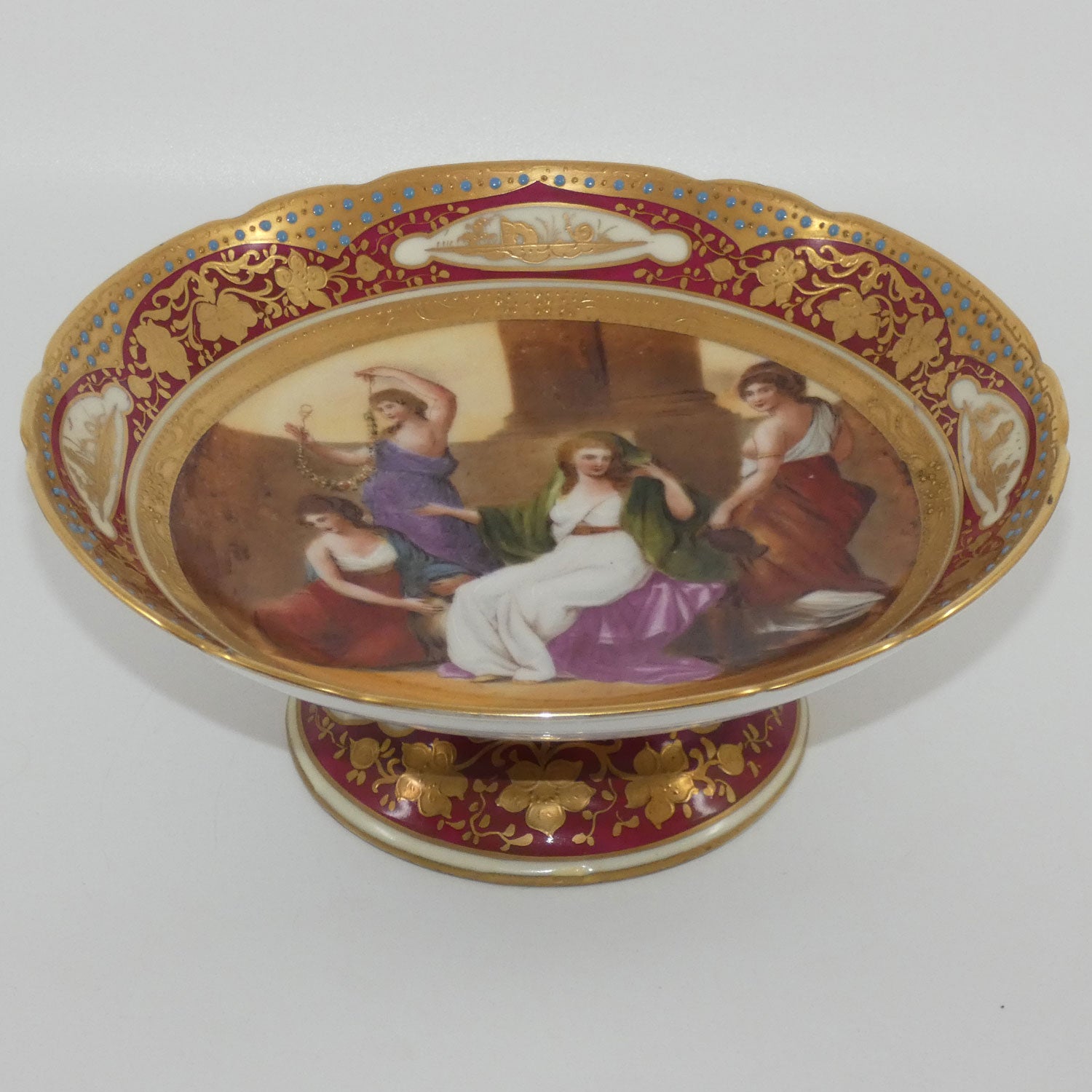 royal-vienna-der-venus-low-comport-signed-kaufmann