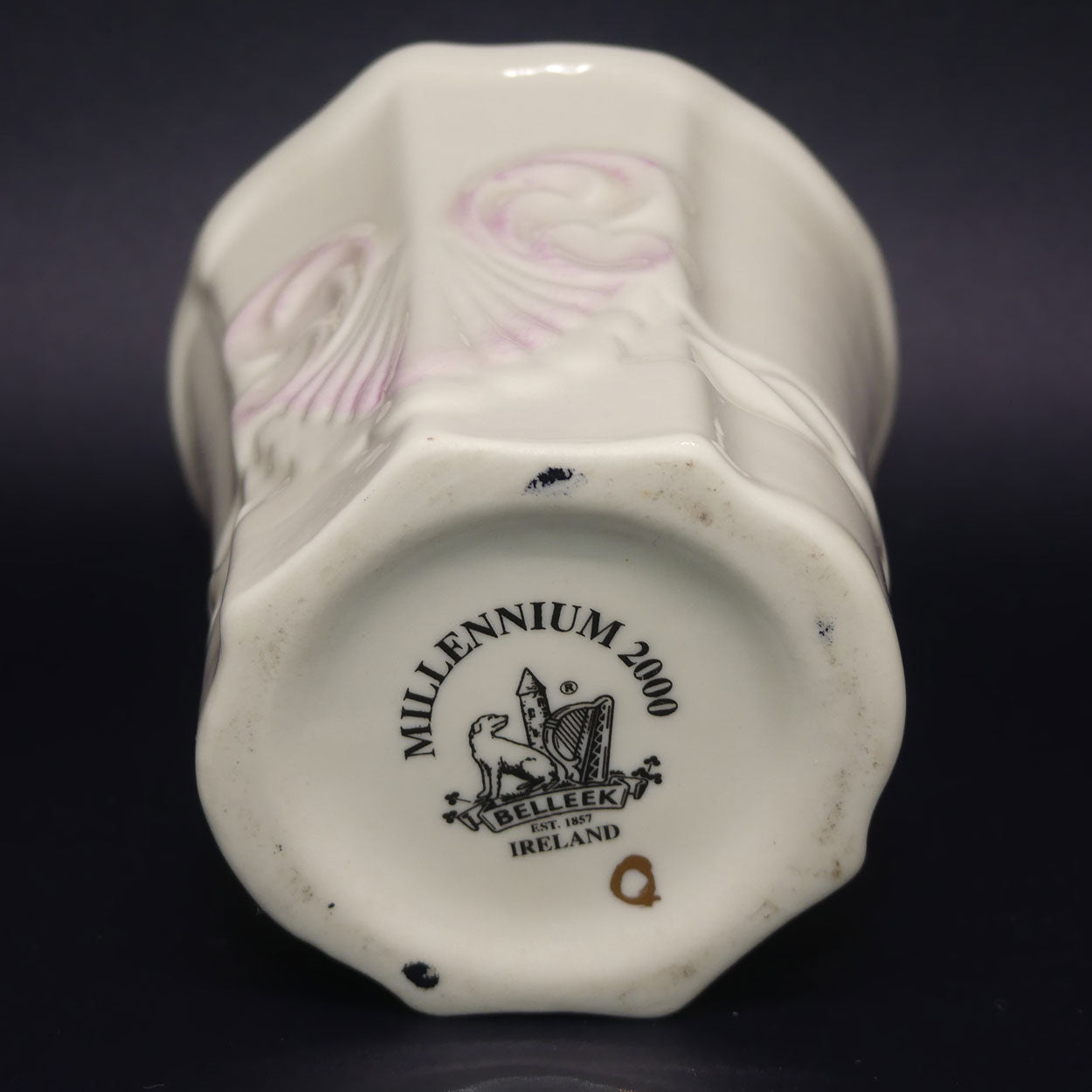 belleek-shell-pattern-beaker-millenium-mark