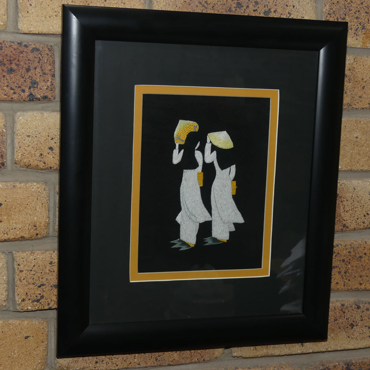framed-silk-embroidery-two-asian-ladies-in-coolie-hats