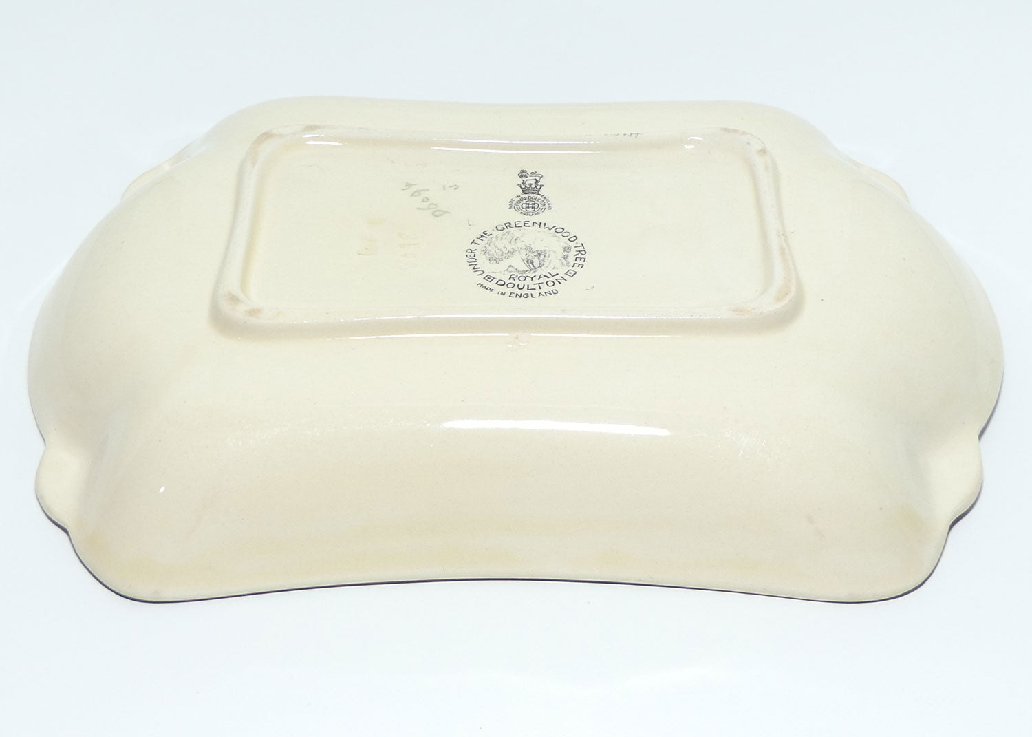 Royal Doulton Under the Greenwood Tree D6341 | Shape 8097 bowl | Scene 3