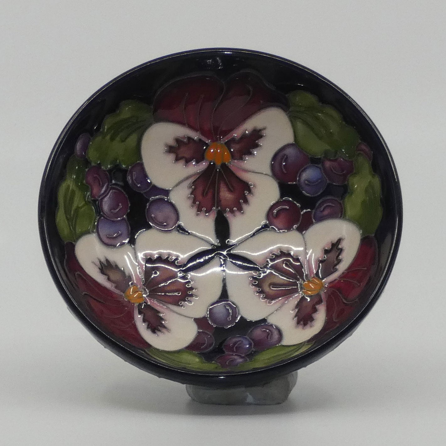moorcroft-study-in-velvet-201-4-bowl-ltd-ed