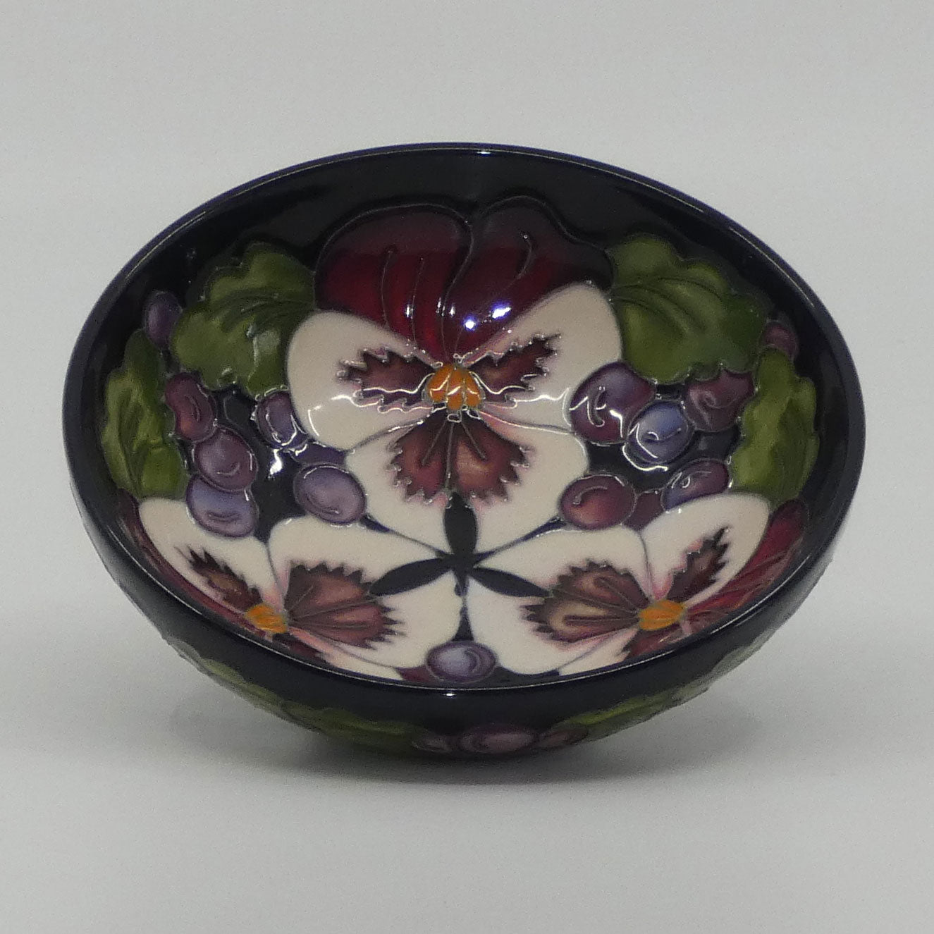 moorcroft-study-in-velvet-201-4-bowl-ltd-ed