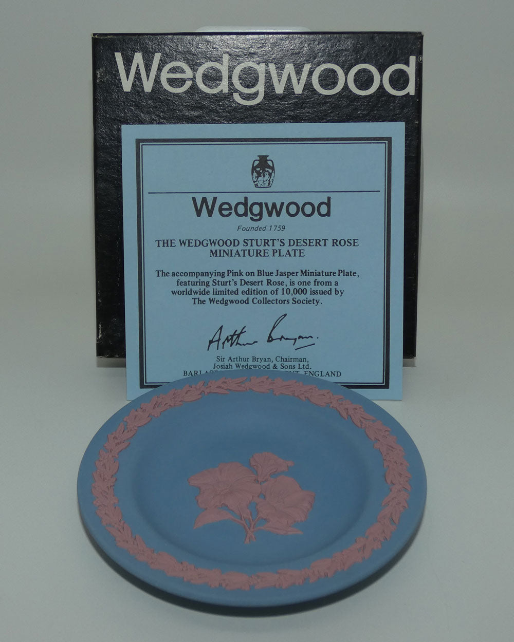 wedgwood-jasper-australian-native-flowers-sturt-desert-rose-miniature-plate