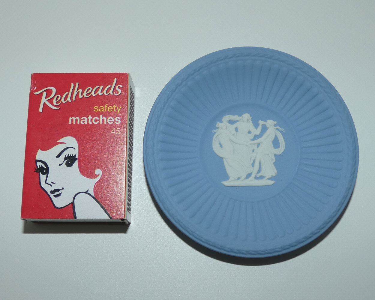 wedgwood-jasper-white-on-pale-blue-three-graces-tiny-plate-7-5cm