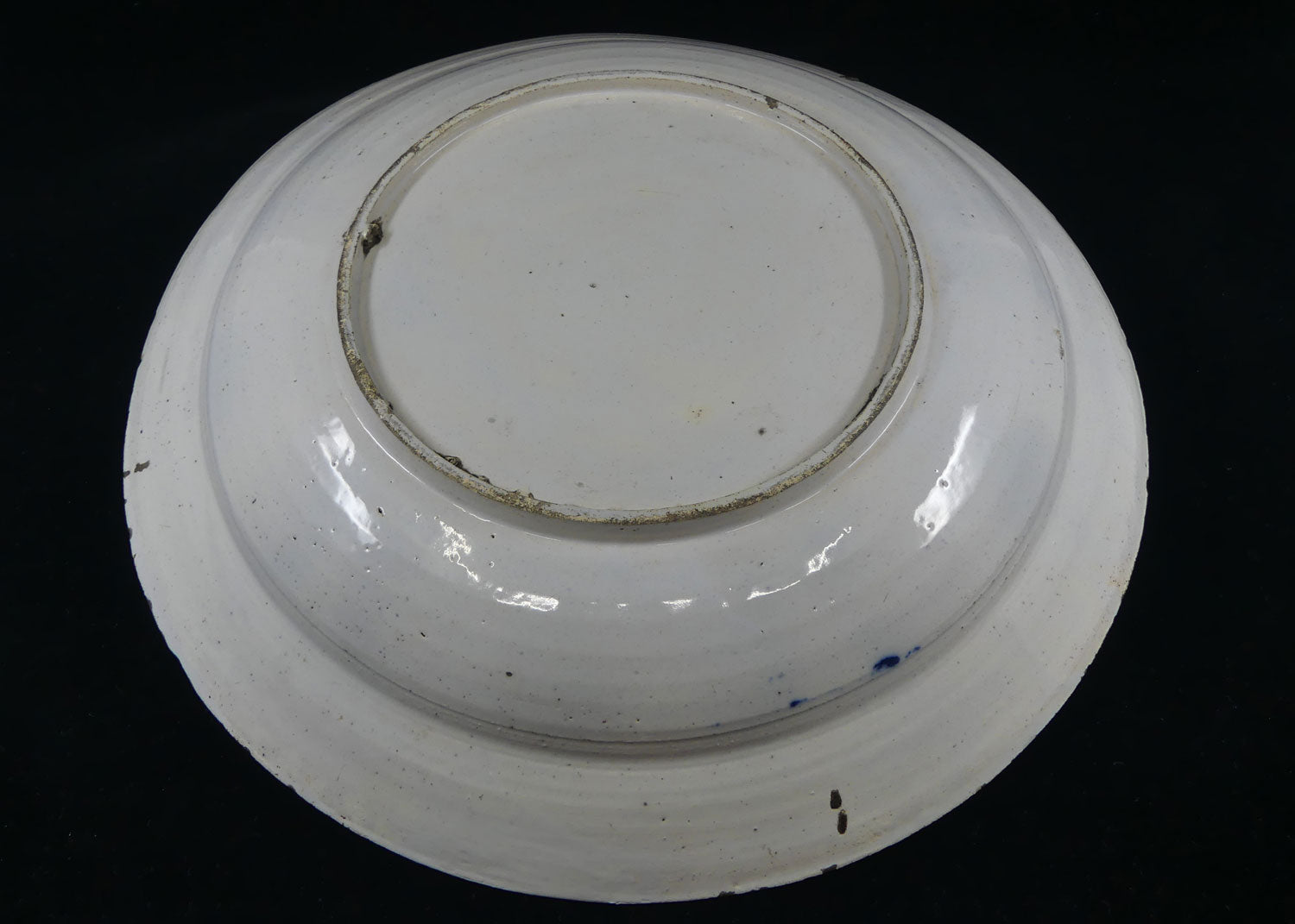 antique-18th-century-tin-glaze-delftware-charger-bowl