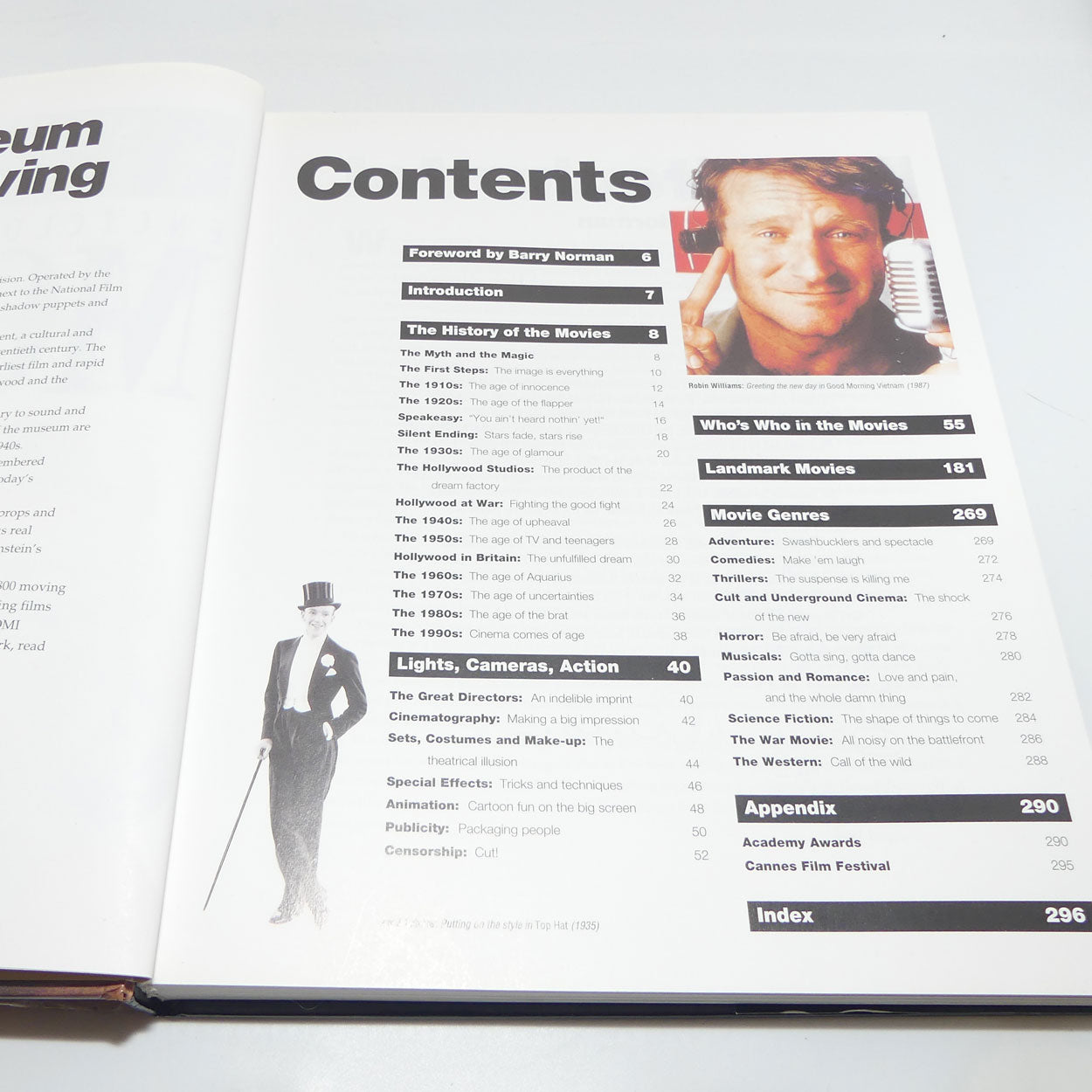 Reference Book | The Ultimate Encyclopedia of the Movies | Winnert