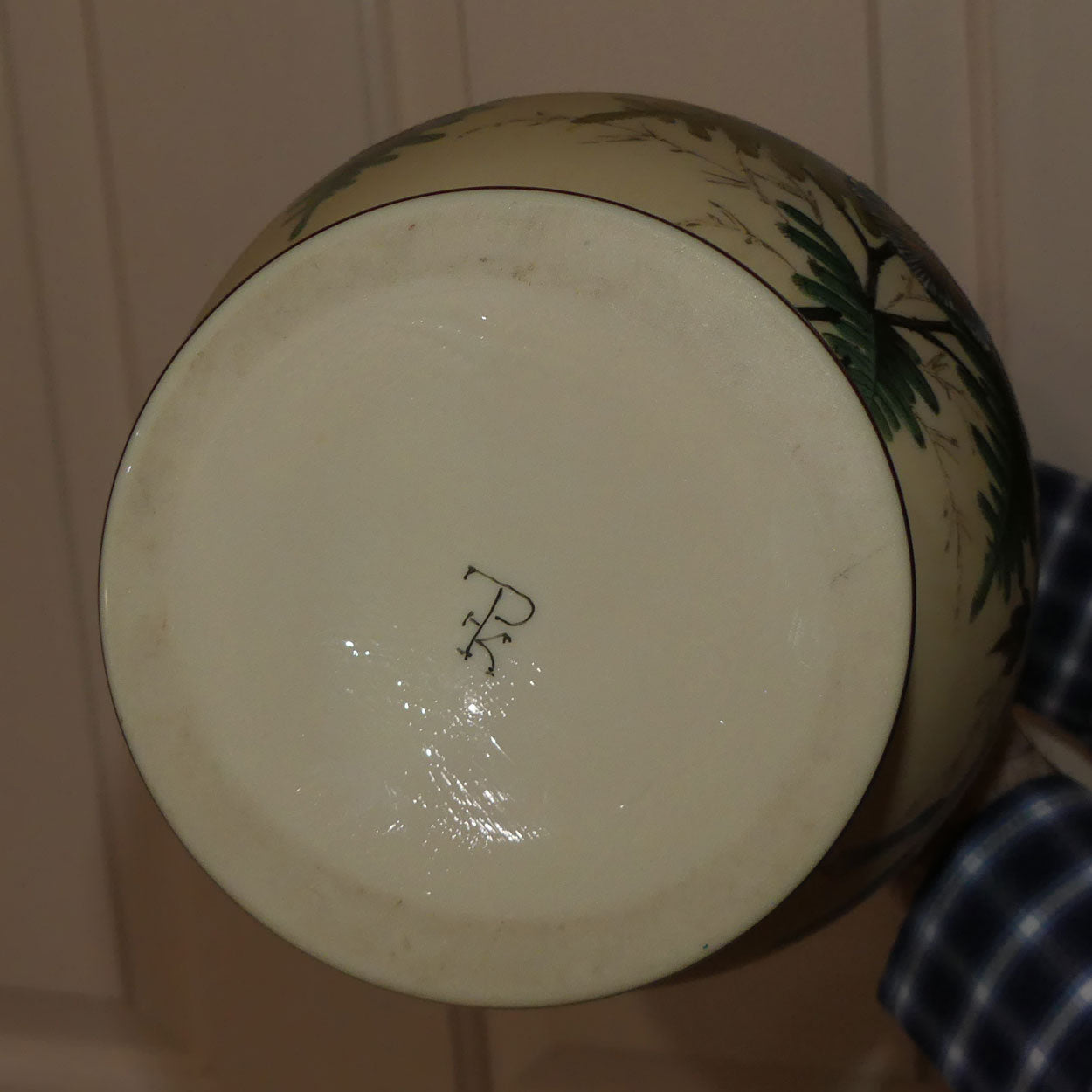 pair-tall-victorian-hand-painted-custard-glass-mantle-vases