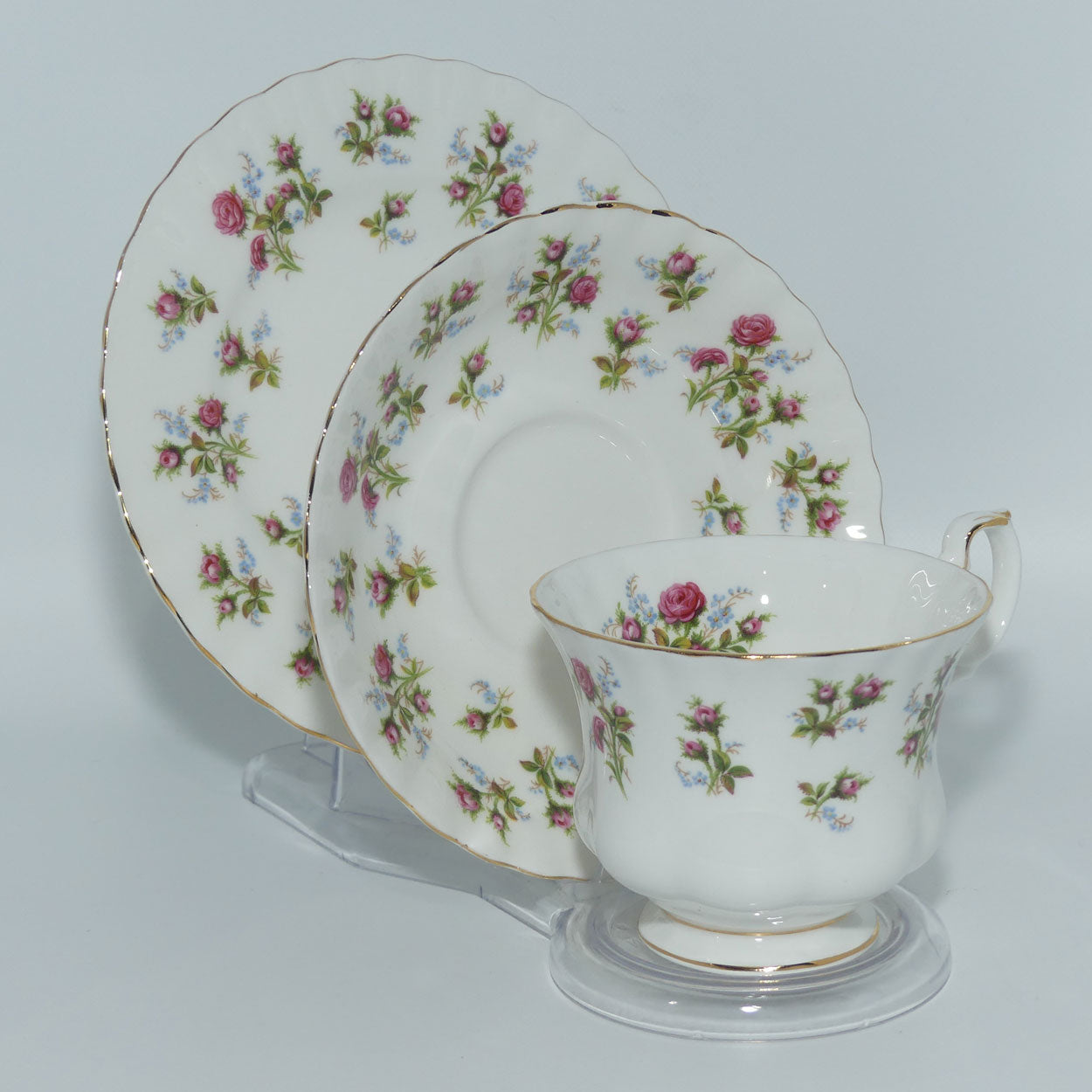 royal-albert-bone-china-england-winsome-trio-early-stamp